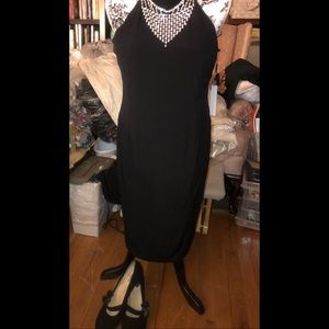 Vickie Tiel little black dress size L neck fastens